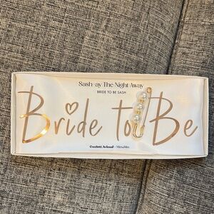 NWT Bride to Be Sash with Pearl Pin